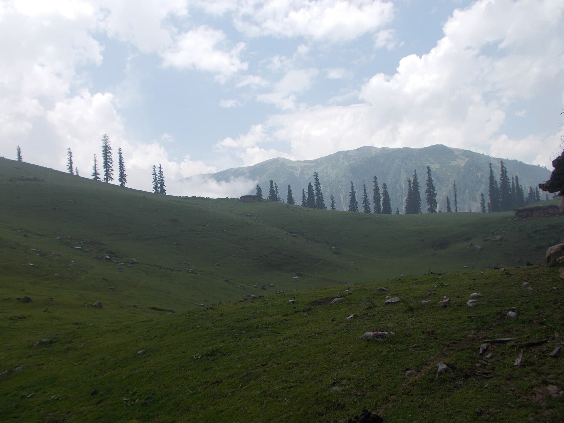 Doude pather towards tousa maidaan