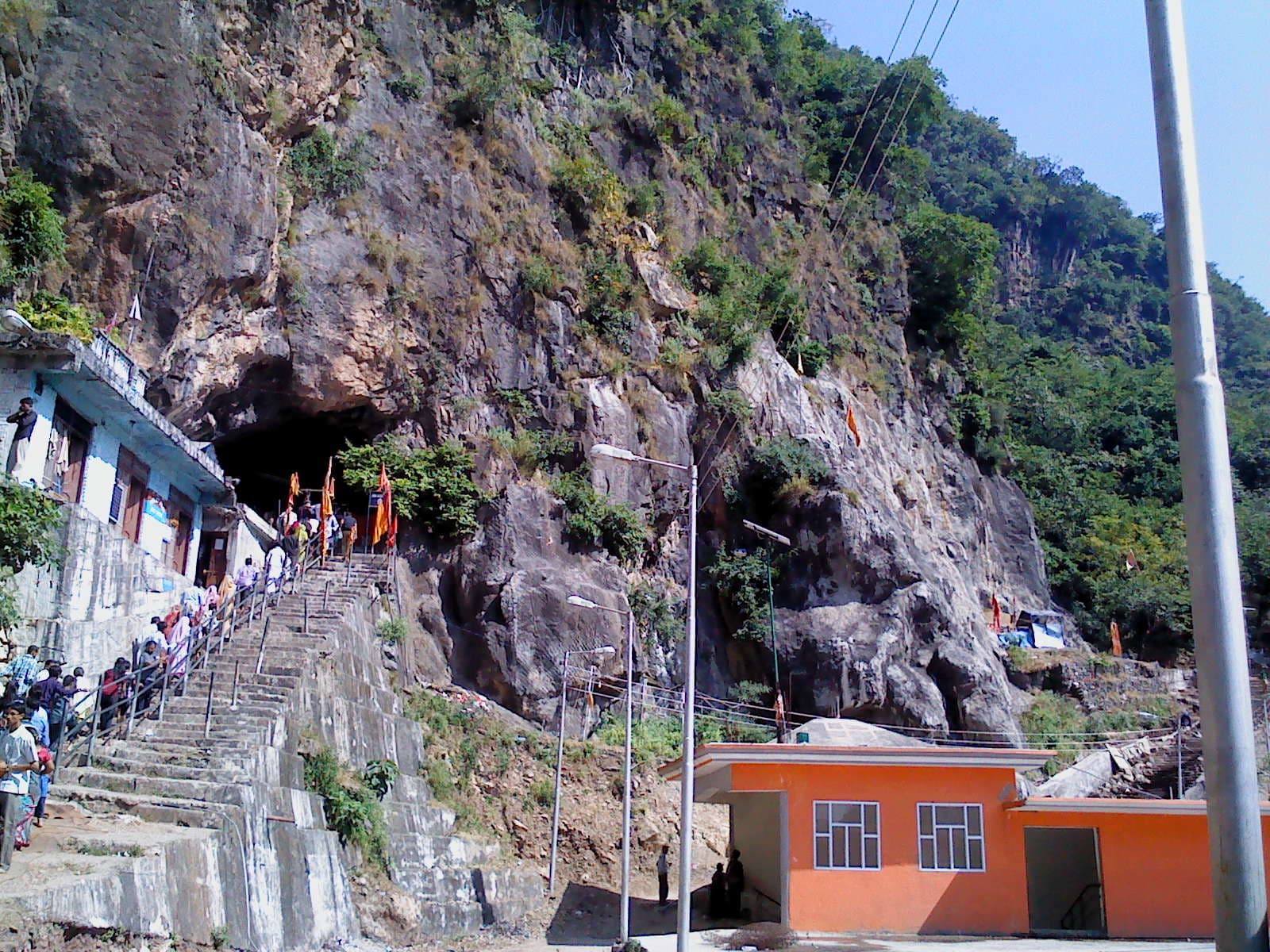 Shiv khori